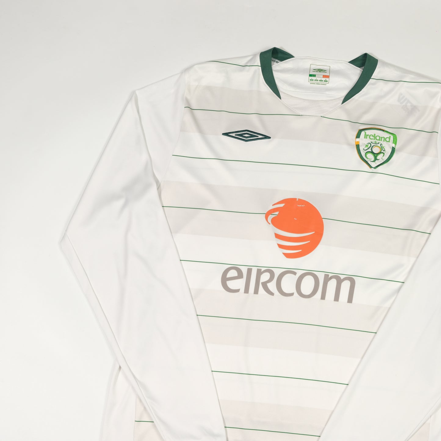 2009/10 Ireland Away Shirt Umbro (L)