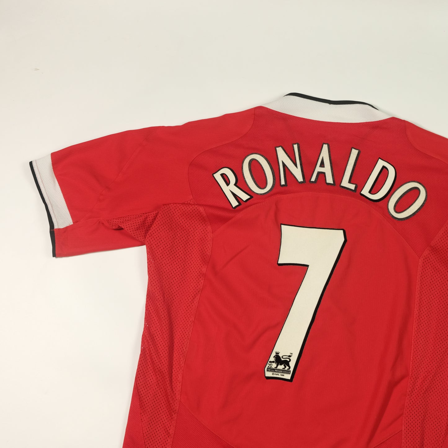 2004/2006 Manchester United Ronaldo Home Shirt Nike (M)