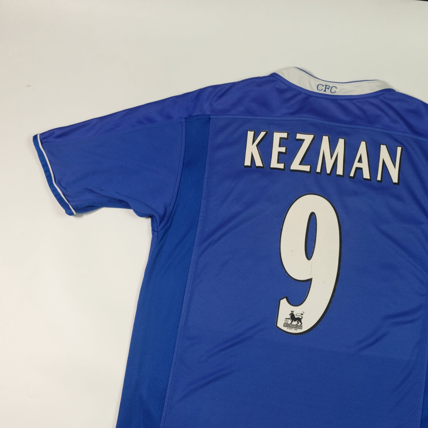 2003/2004 Chelsea Home Shirt Kezman Umbro