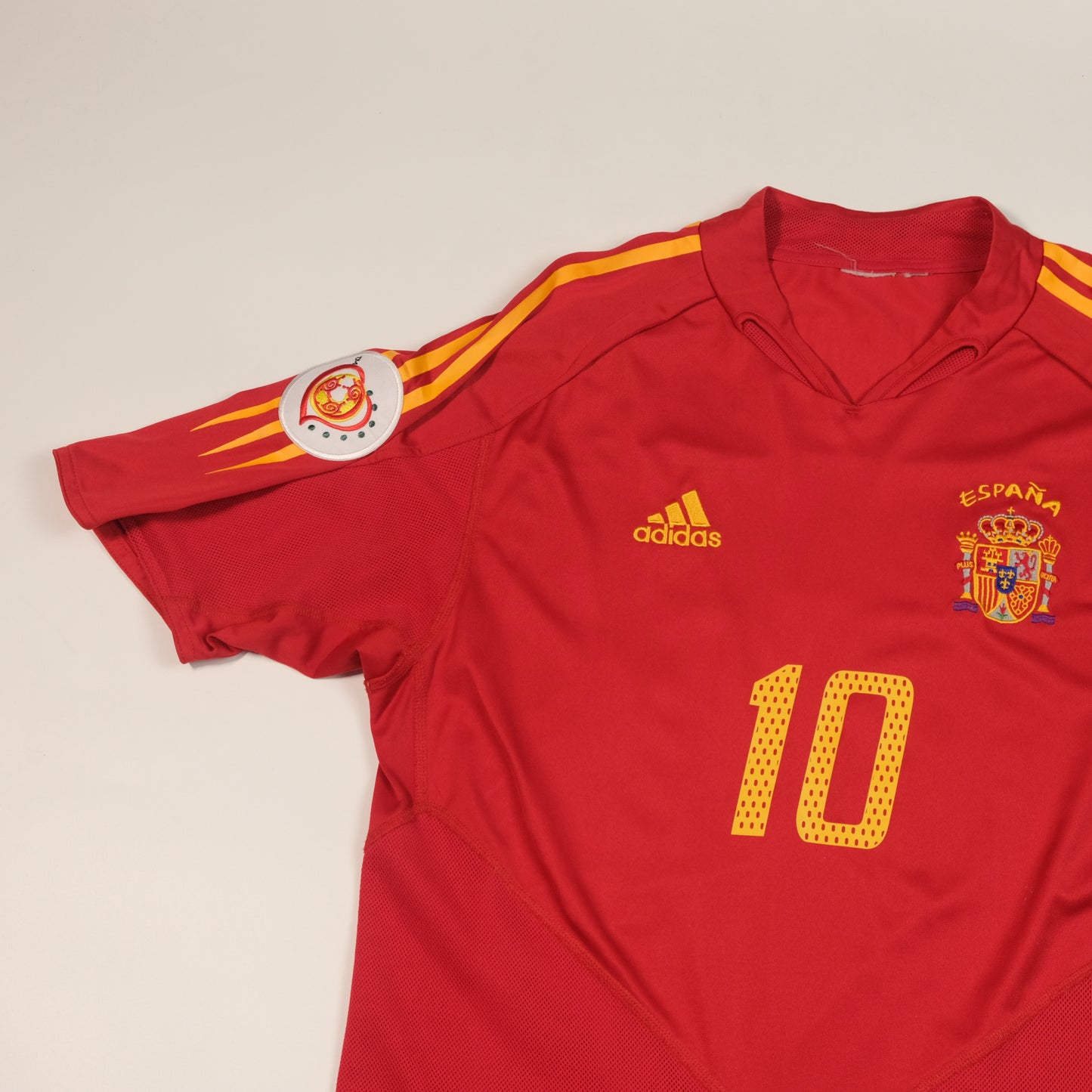 2004/06 Spain Home Shirt Adidas Morientes (M)