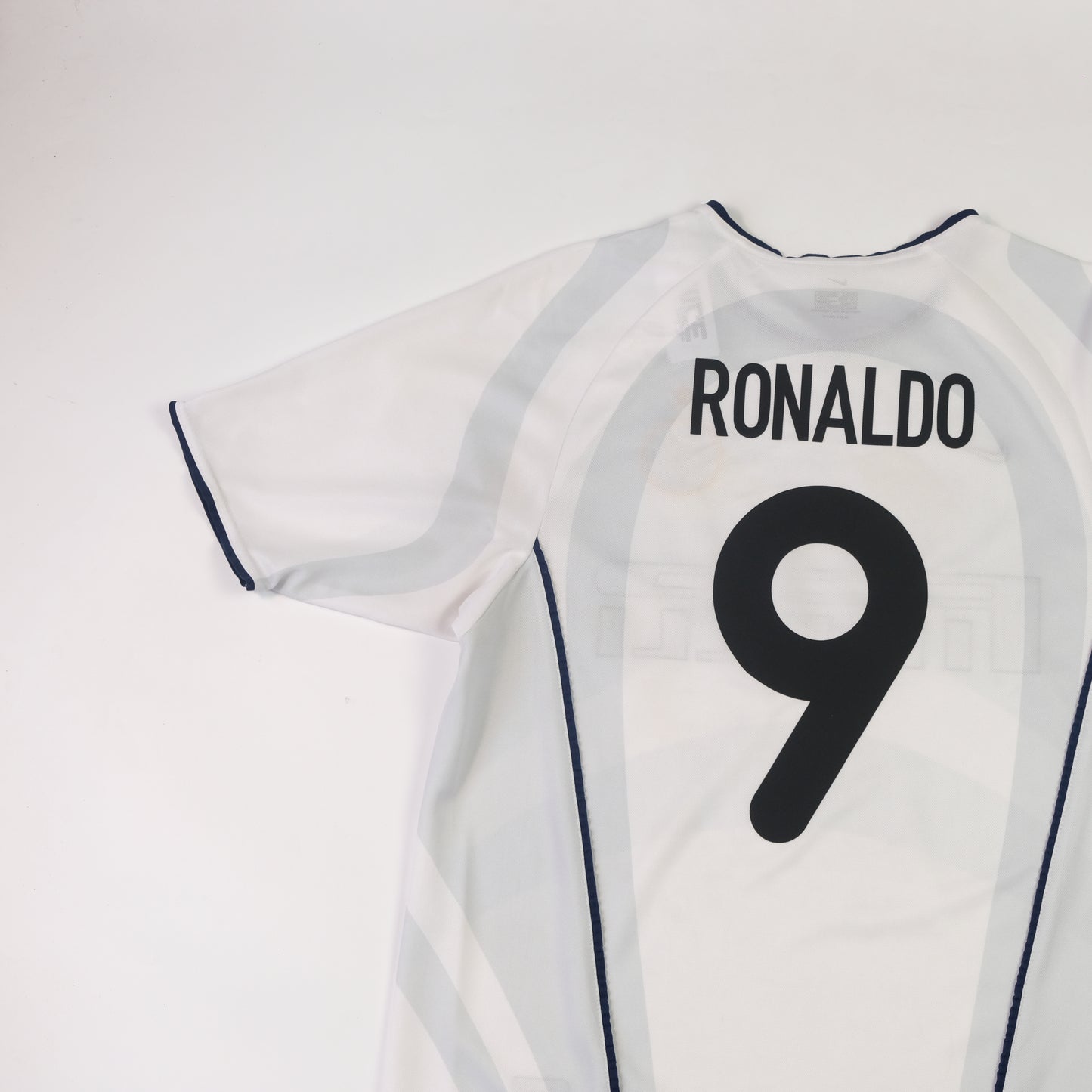2001/02 Inter Milan Away Shirt Nike Ronaldo (S)