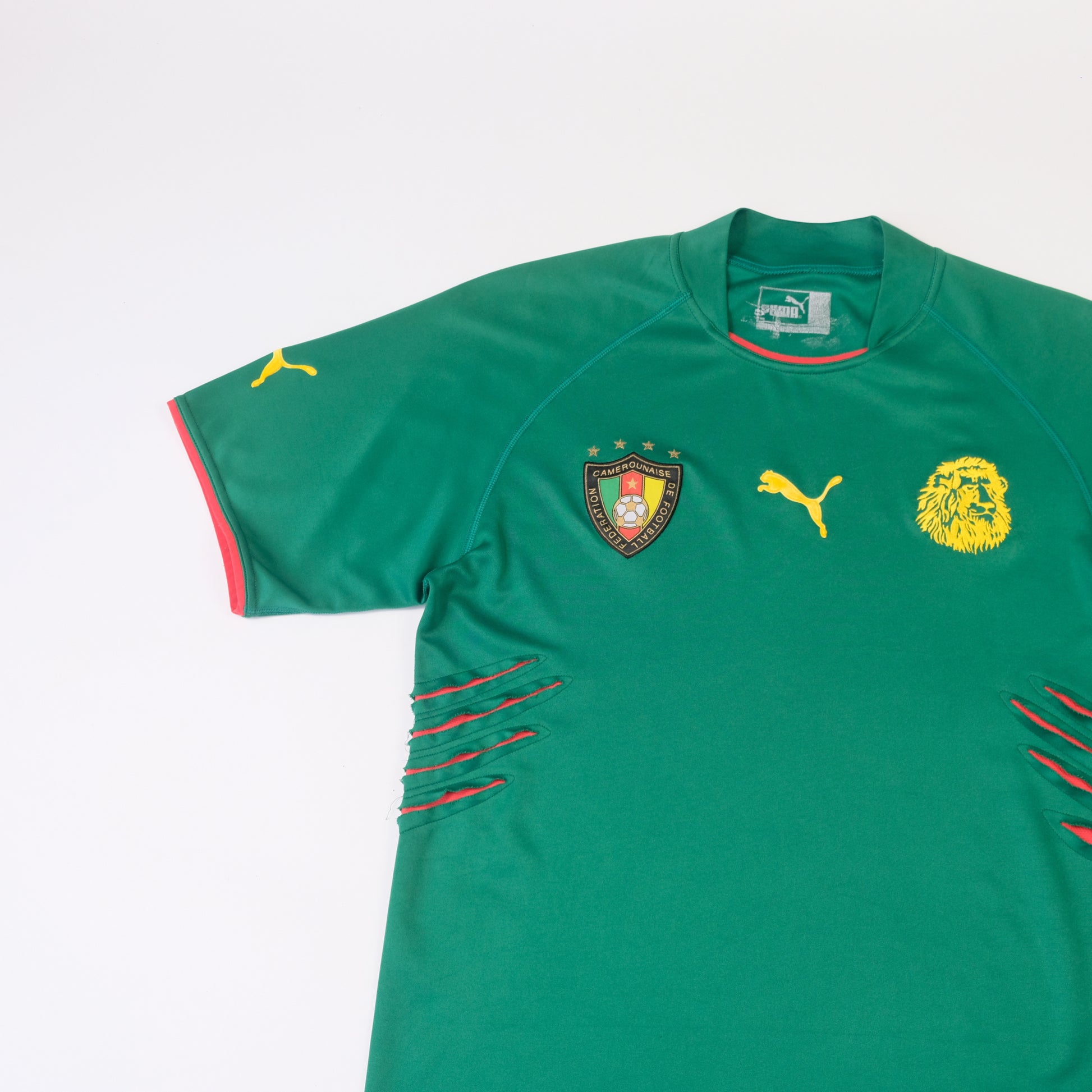 2004/06 Cameroon Home Shirt Puma (S/M)
