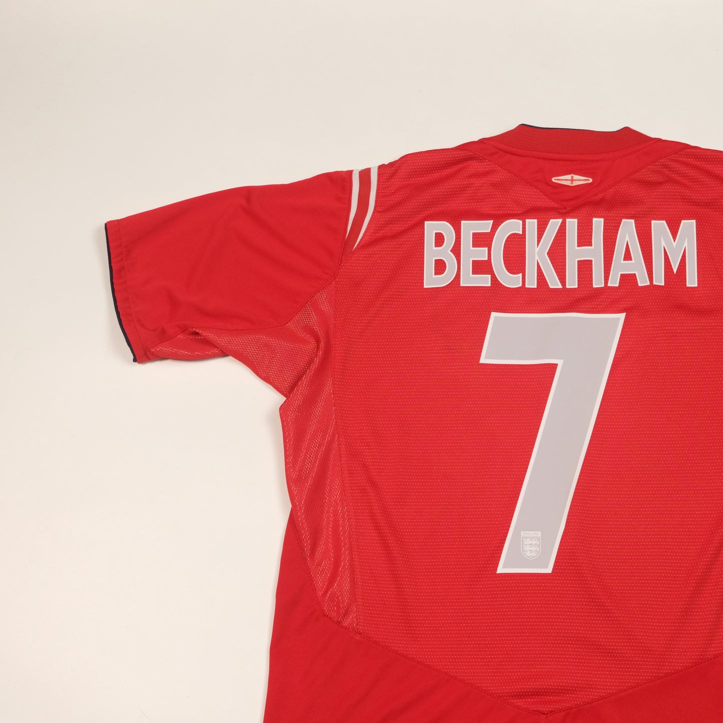 2004/06 England Away Shirt Umbro Beckham (M)