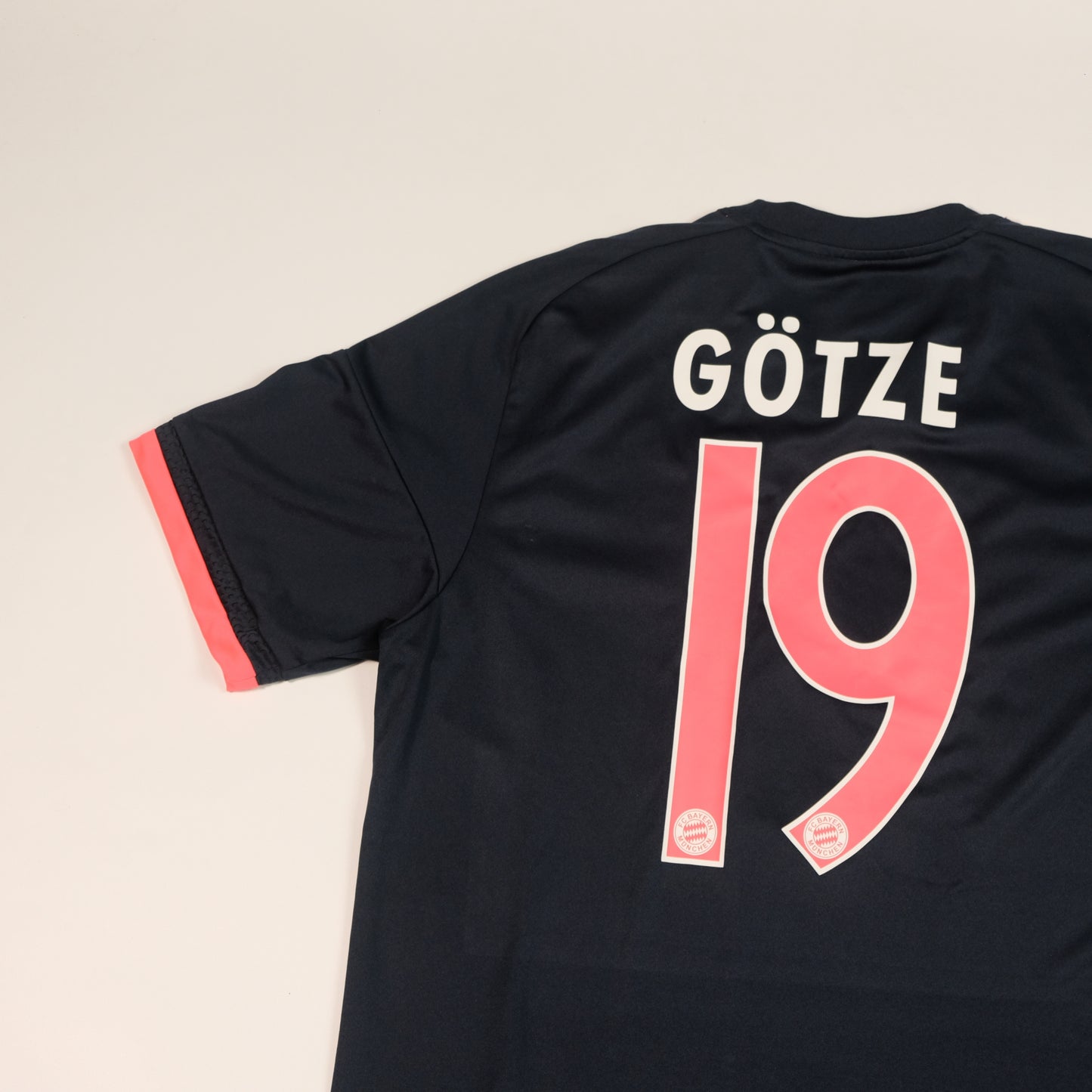 2015/16 Bayern Munich Third Shirt Adidas Gotze (L)