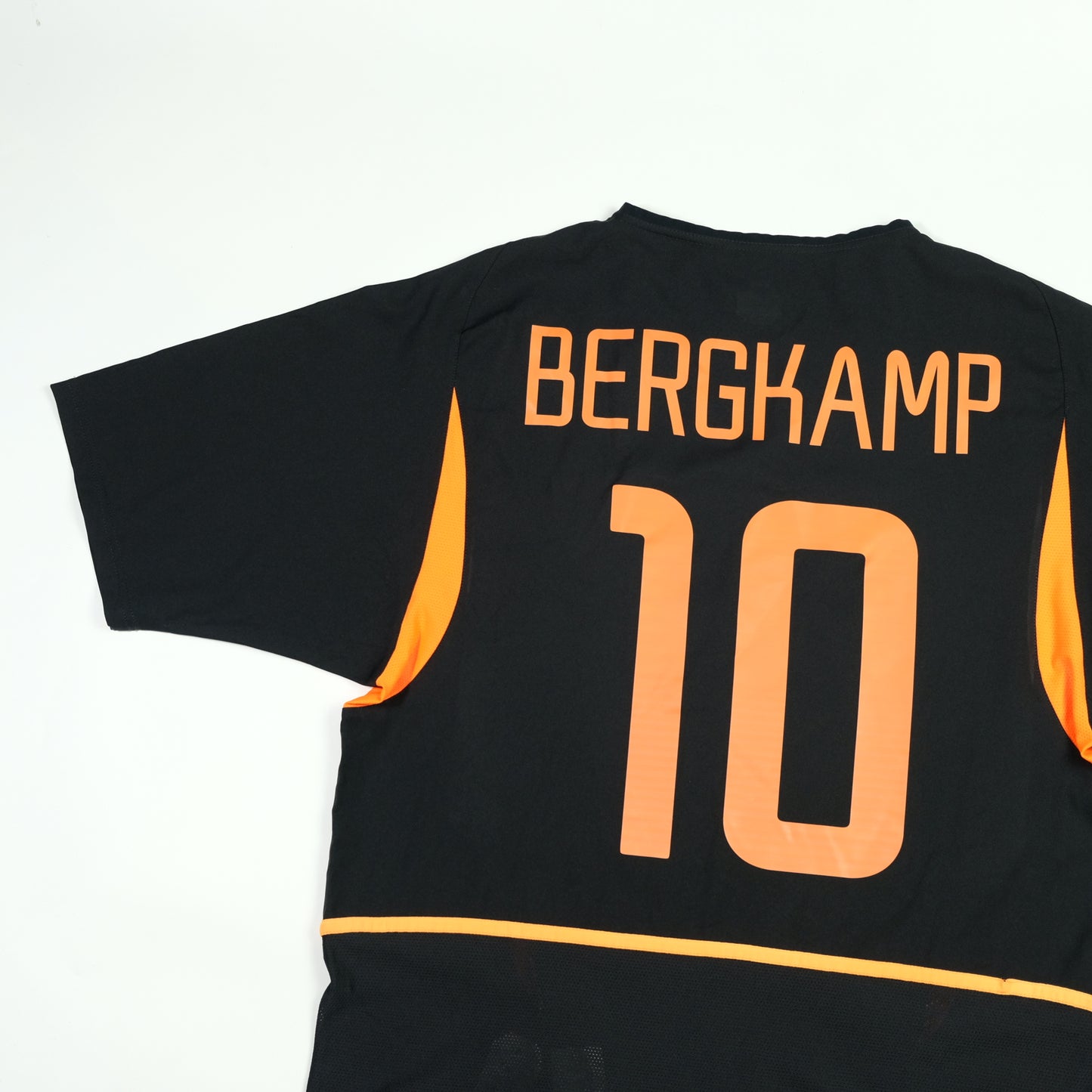 Holland/Netherlands Bergkamp Nike 2002/2004 Original Away Football Shirt Medium