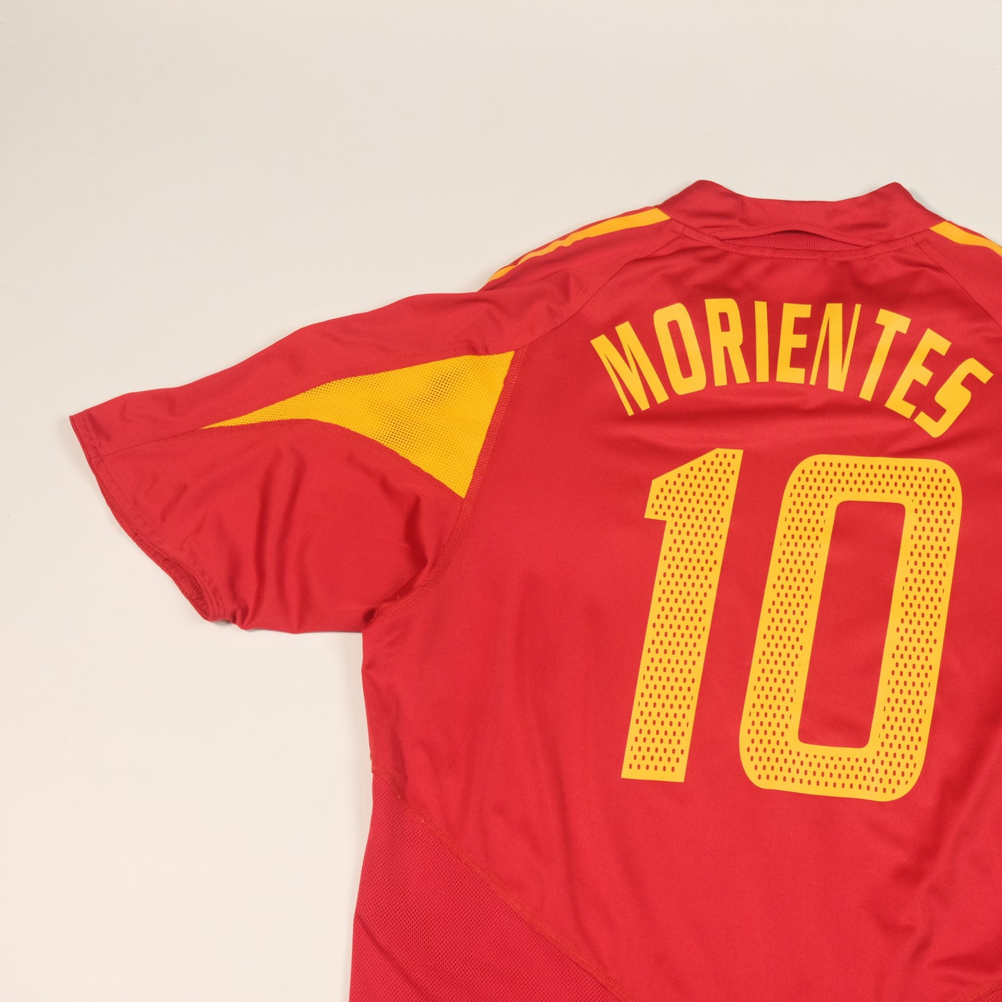2004/06 Spain Home Shirt Adidas Morientes (M)