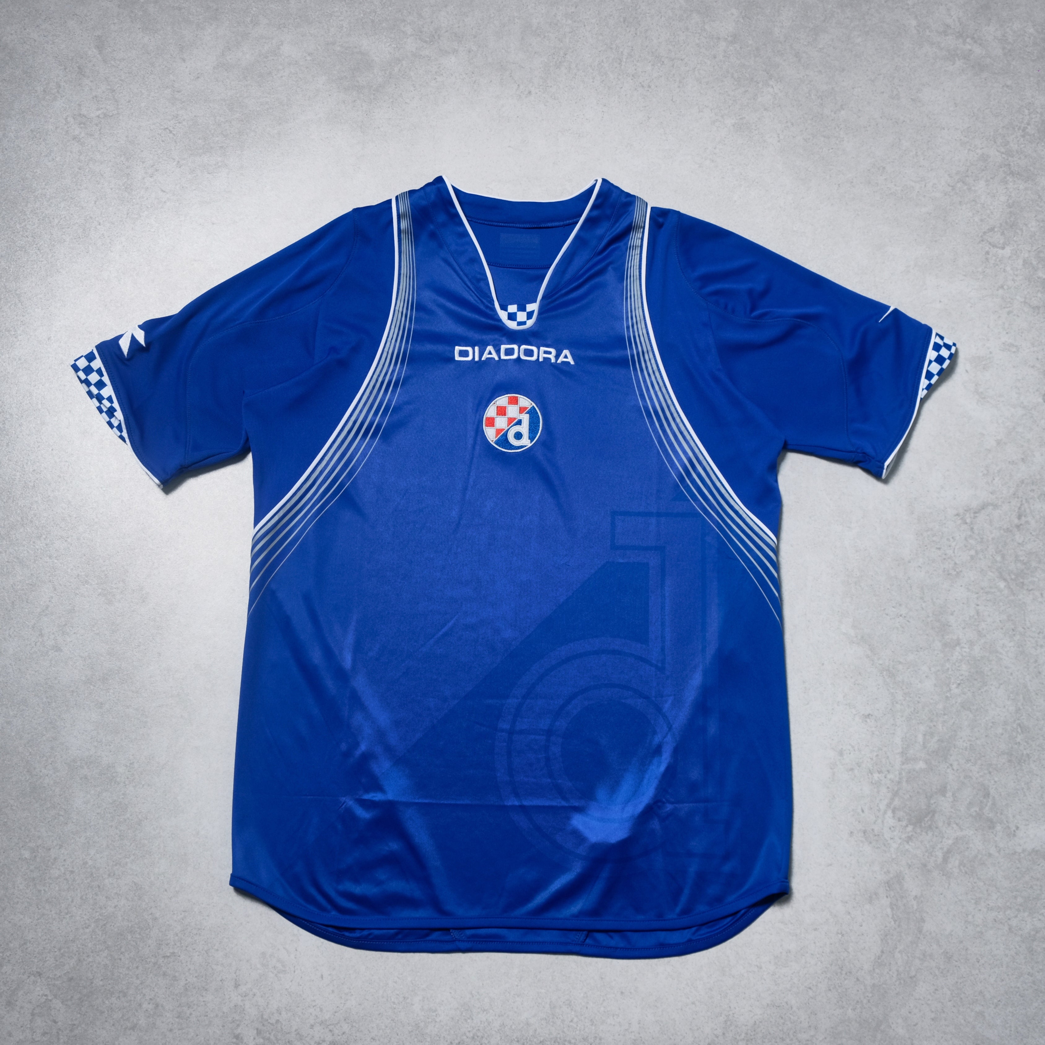 2007/08 Dinamo Zagreb Croatia Home Shirt Diadora (L/XL)