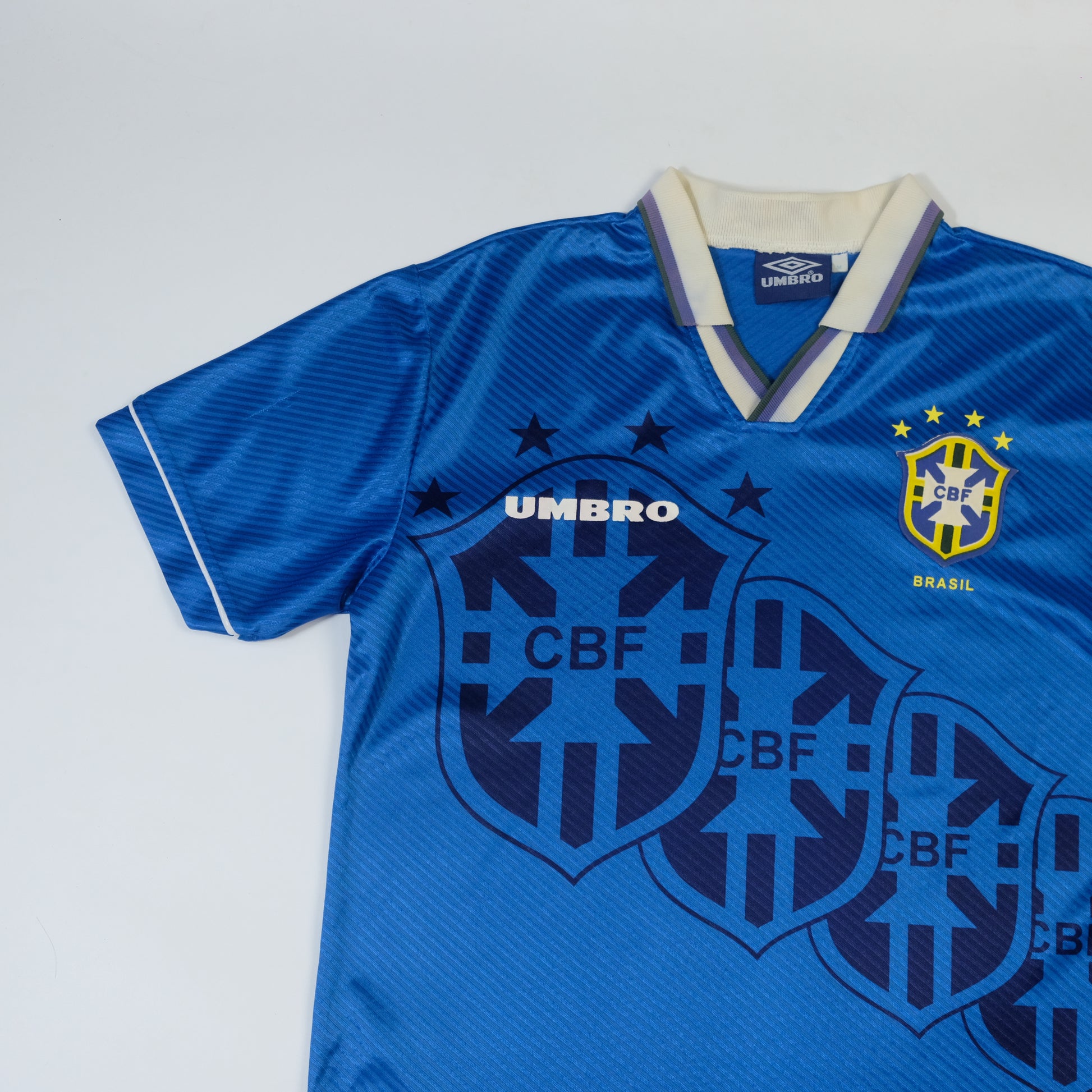 1994/97 Brazil Away Shirt Umbro (L)