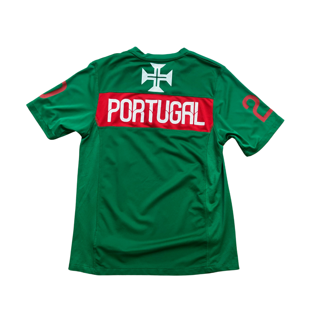 Portugal Original Training Football Shirt 2010/2011 Nike Medium