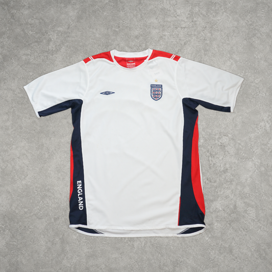 Camiseta de entrenamiento Umbro Inglaterra años 2000 BNWT (M)