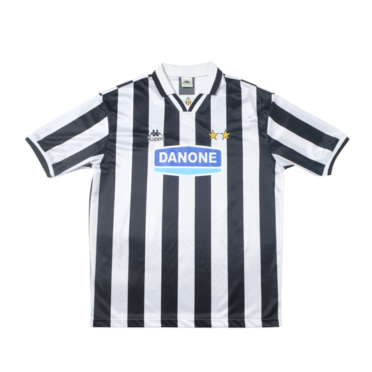 1994/95 Juventus Home Shirt Kappa (L)