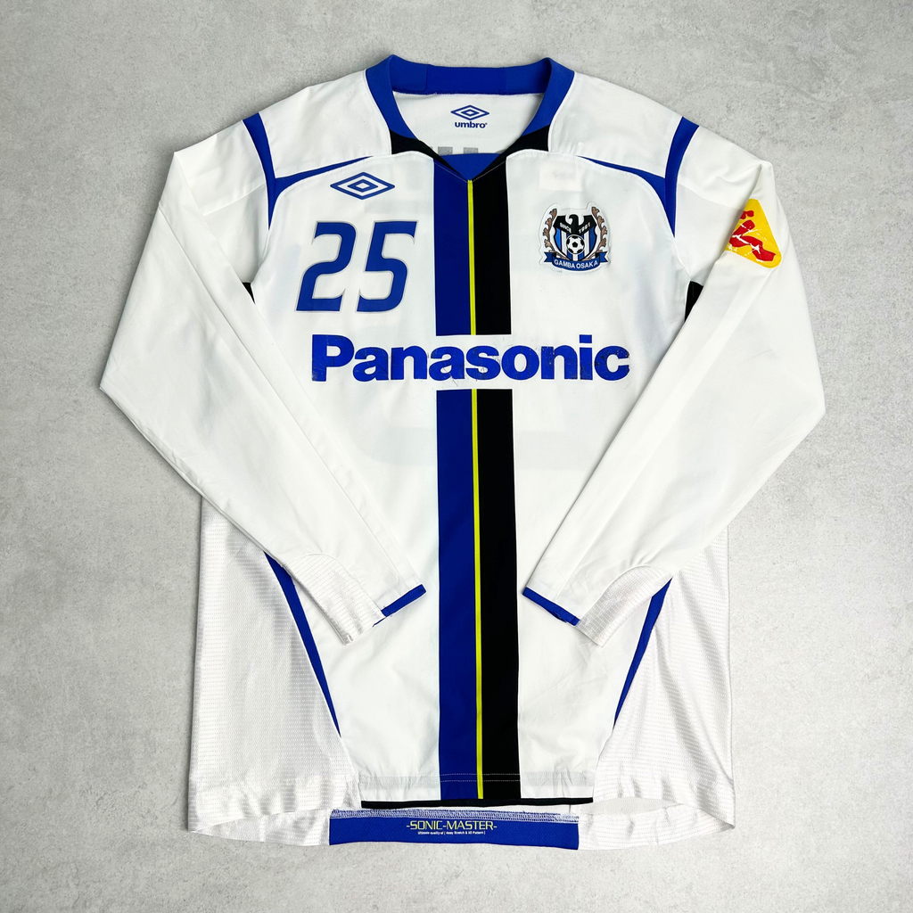 2011/12 Gamba Osaka Away Shirt Umbro (L)