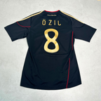 2010/11 Germany Away Shirt Adidas Özil (M)