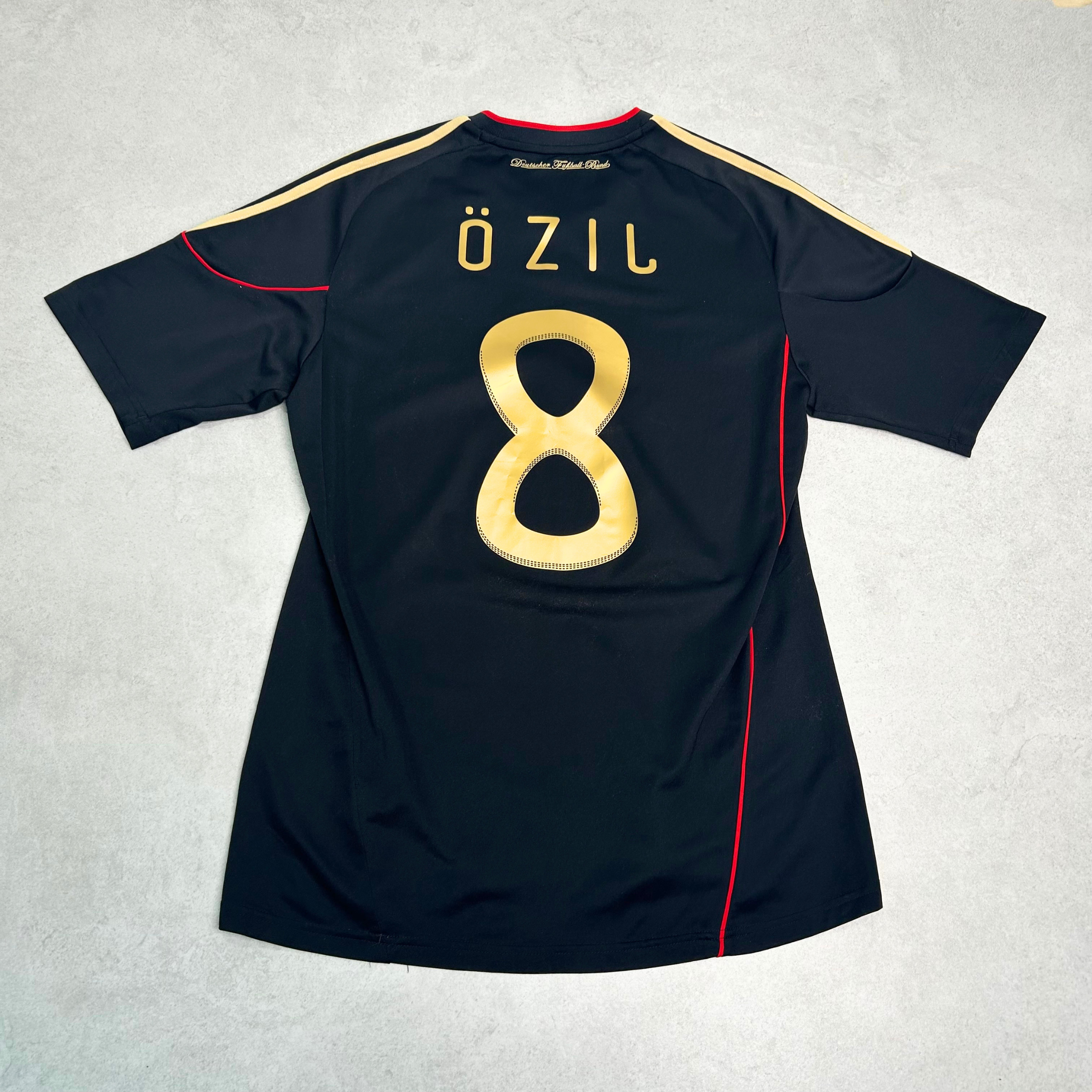 2010/11 Germany Away Shirt Adidas Özil (M)