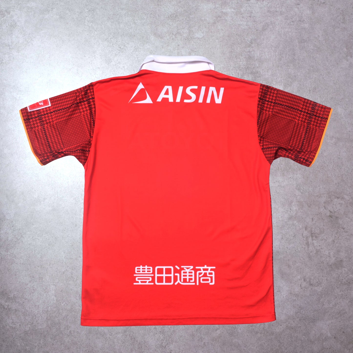 2017/18 Nagoya Grampus Home Shirt Mizuno (L/XL)
