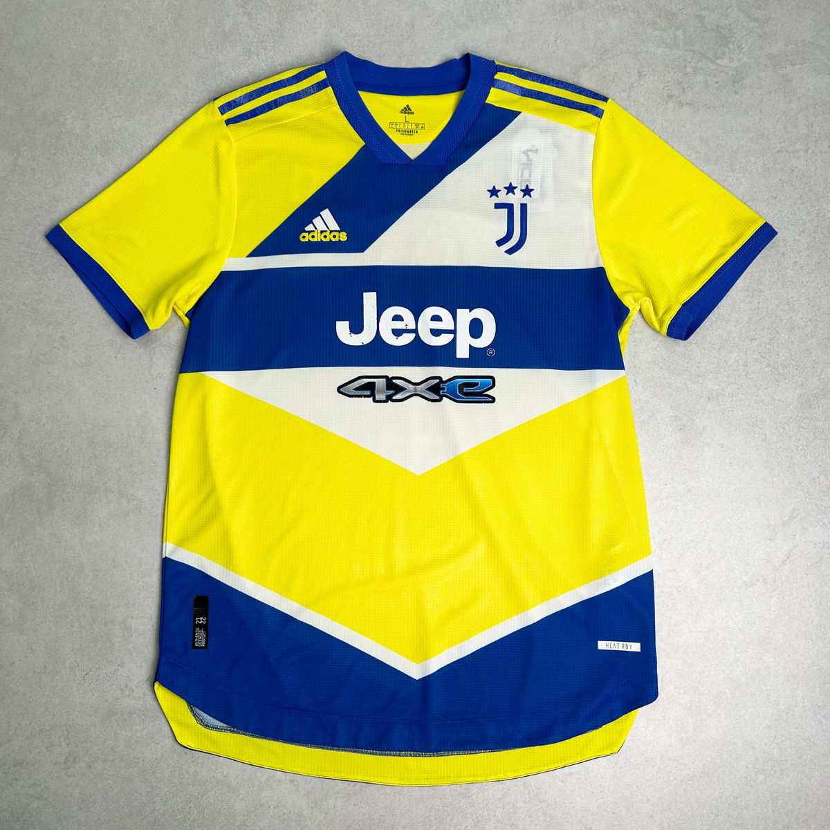 2021/22 Juventus Third Shirt Adidas Ronaldo (M/L)