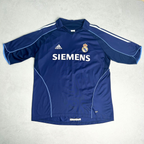2005/06 Real Madrid Away Shirt Adidas Beckham (M/L)