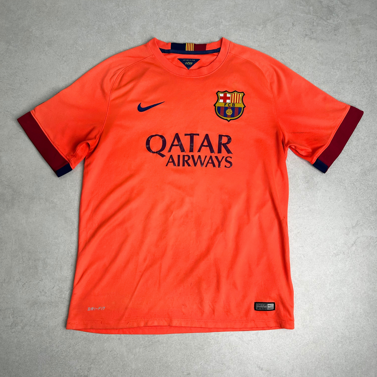 2014/15 Barcelona Away Shirt Nike Messi (M)