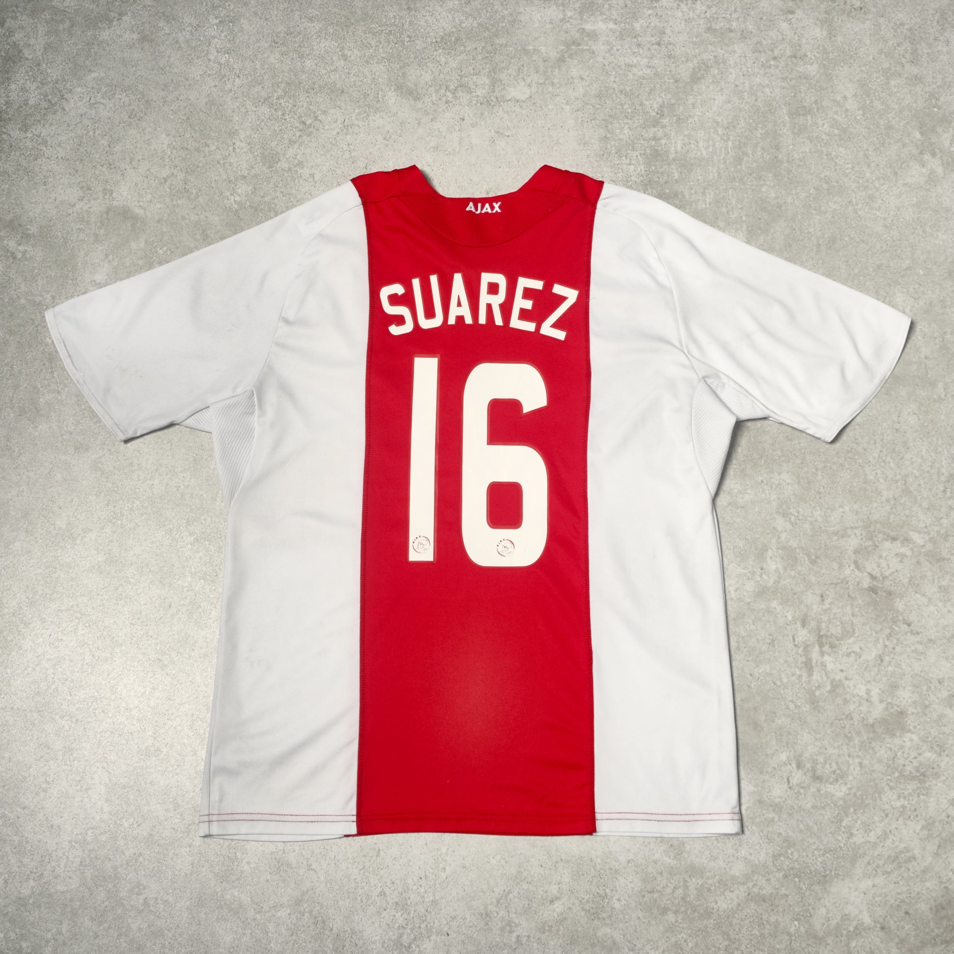 2008/09 Ajax Home Shirt Adidas Suarez (L/XL)