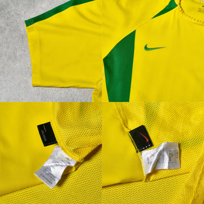 2002/04 Brazil Home Shirt Nike (M/L)
