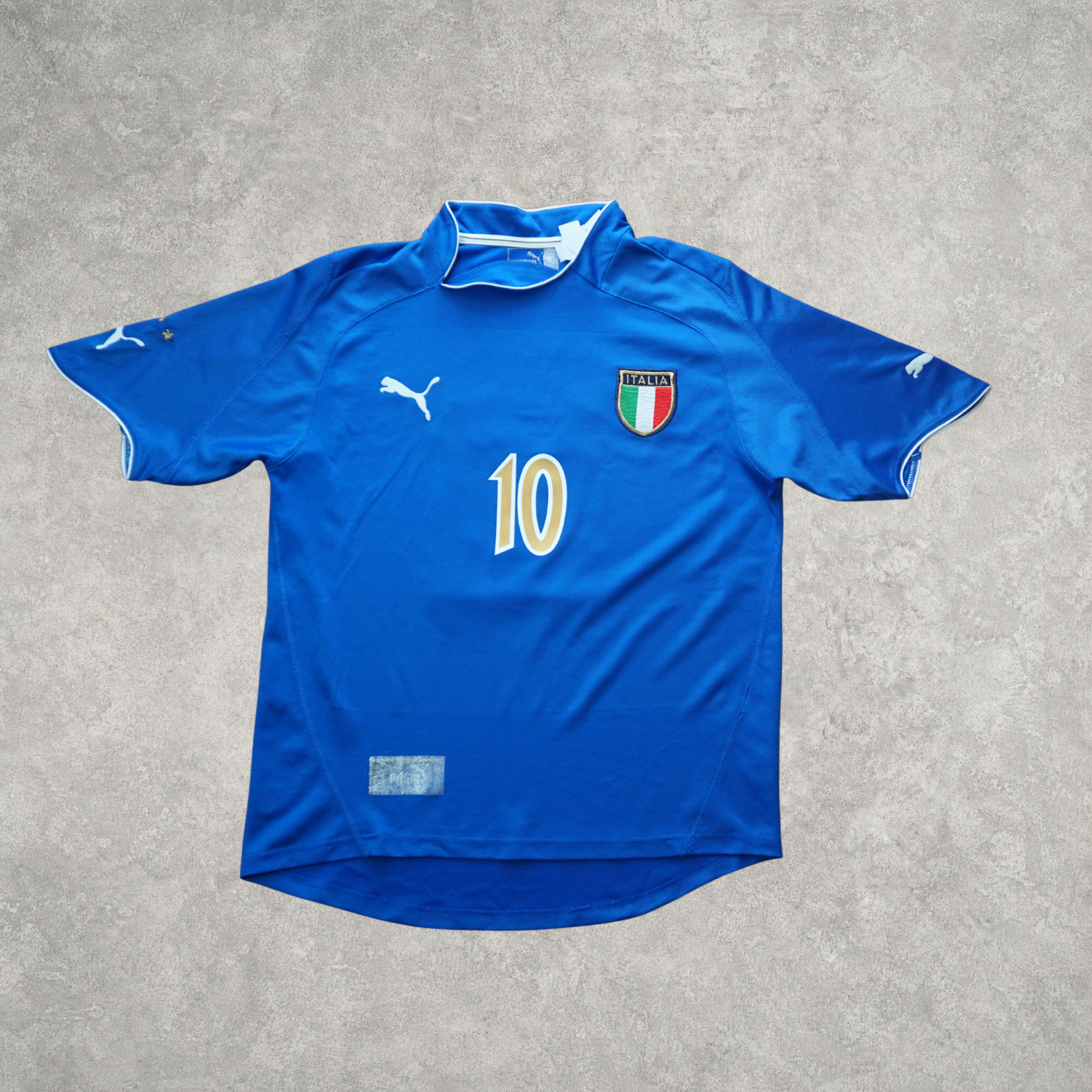 2003/04 Italy Home Shirt Puma Totti (S)