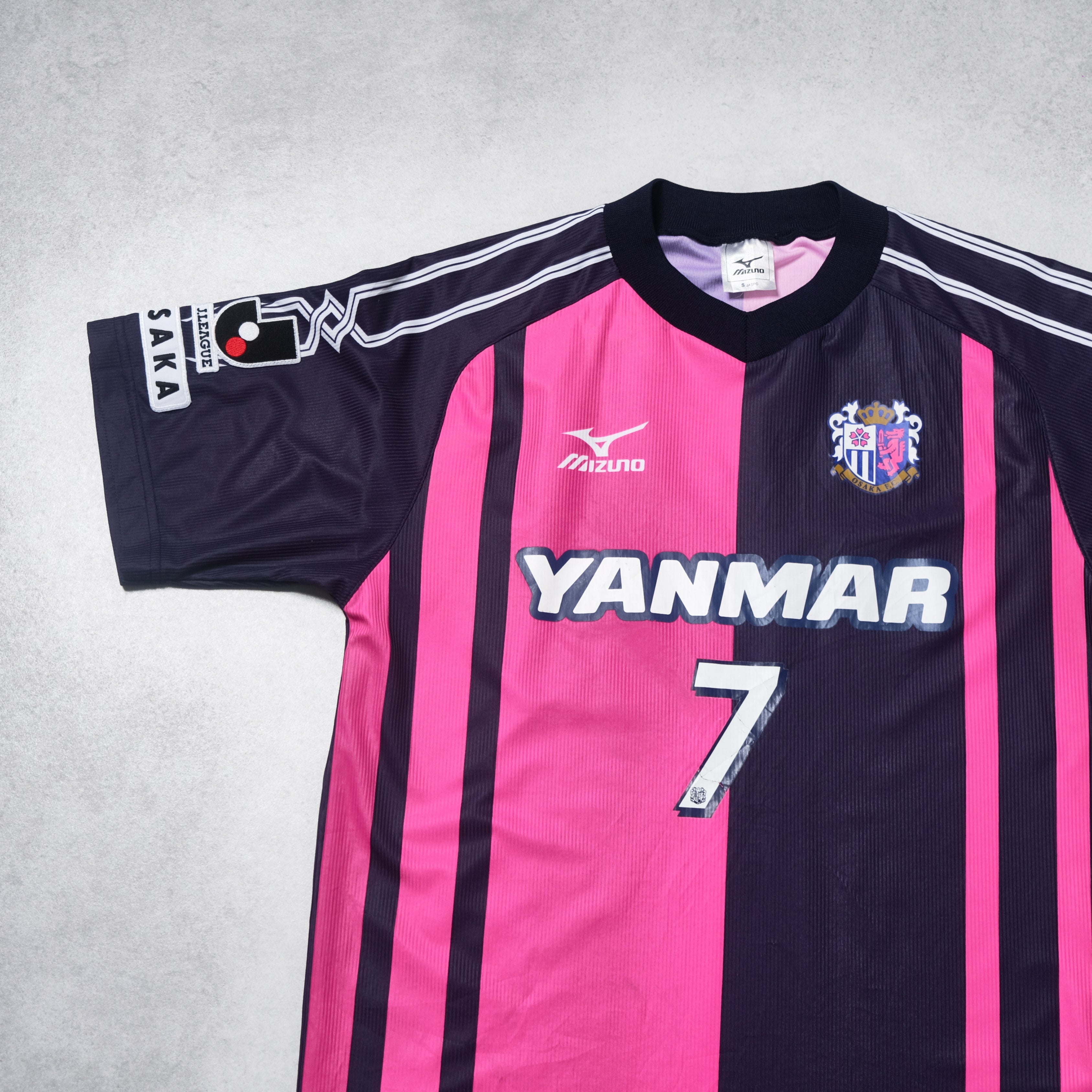2009 Cerezo Osaka Home Shirt Mizuno J-League (M)