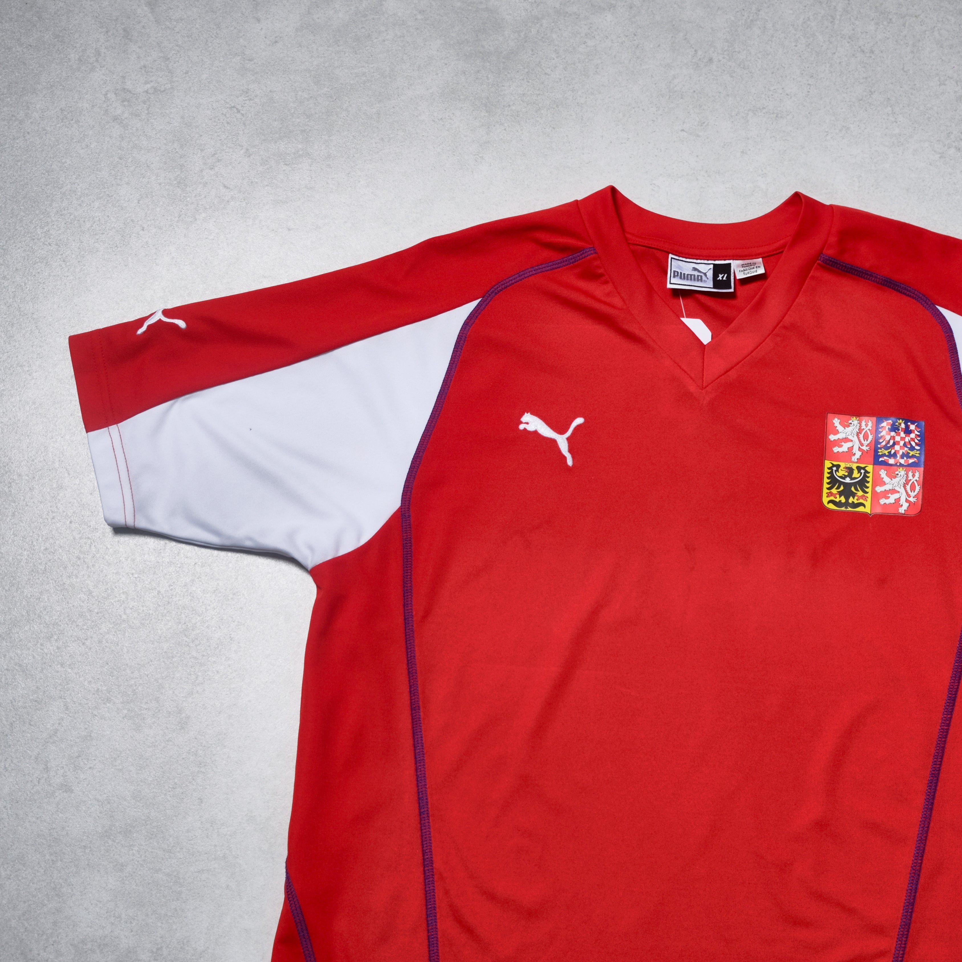 2003/04 Czech Republic Home Shirt Puma (L/XL)