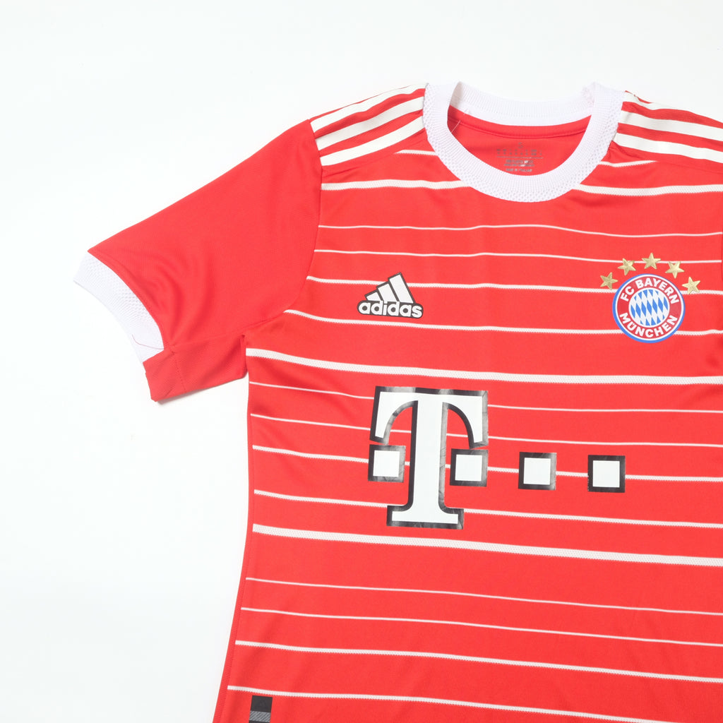 2022/23 Bayern Munich Home Shirt Adidas (S/M)