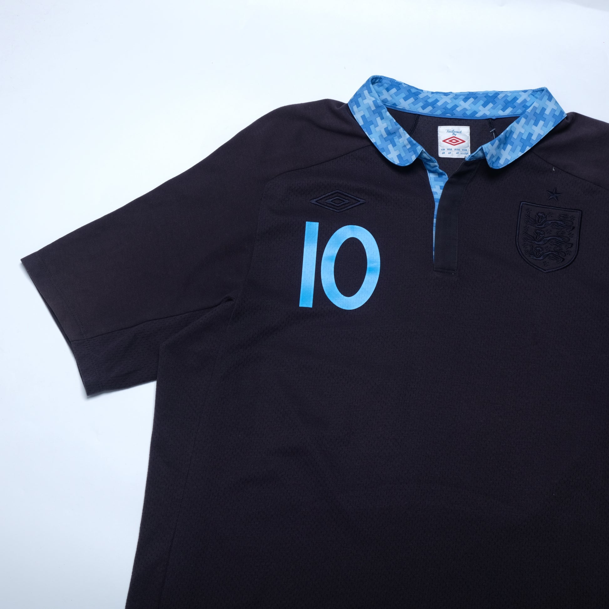 2011/12 England Away Shirt Umbro Rooney (XL)