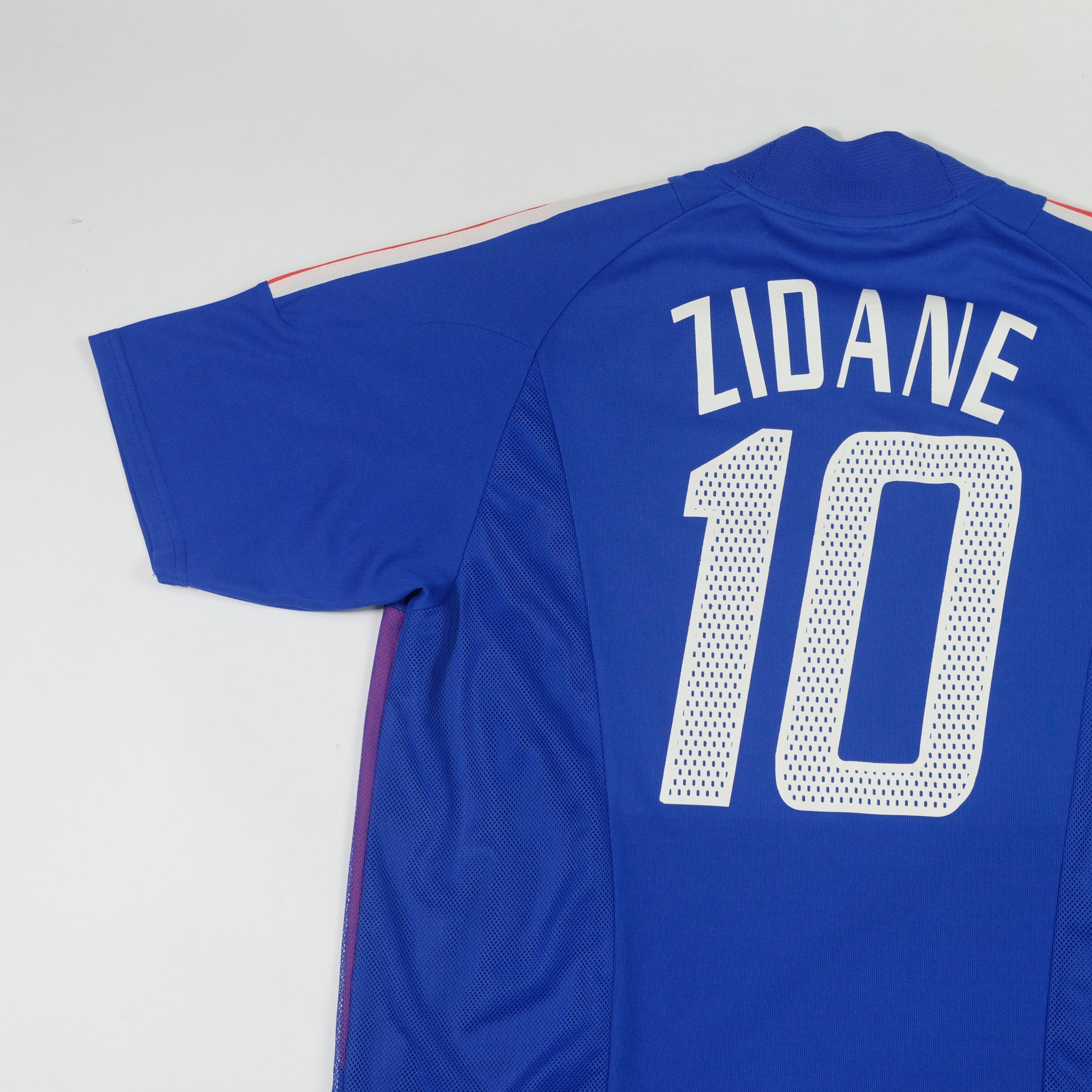 2002/04 France Home Shirt Zidane Adidas (L) 