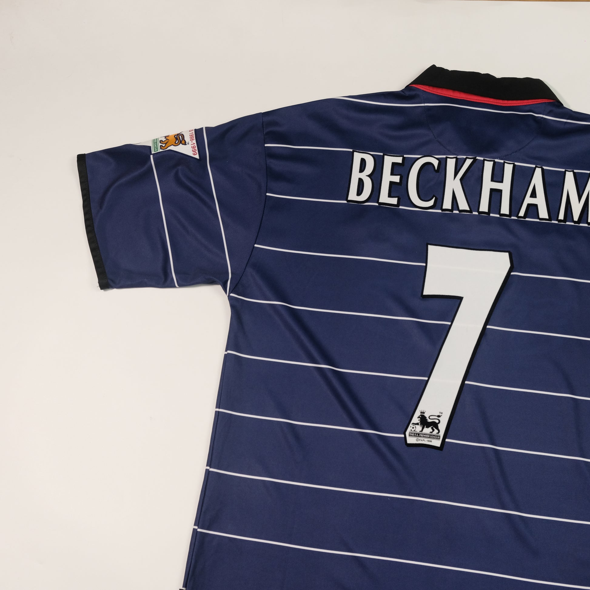 1999/00 Manchester United Away Shirt Umbro Beckham (XL)