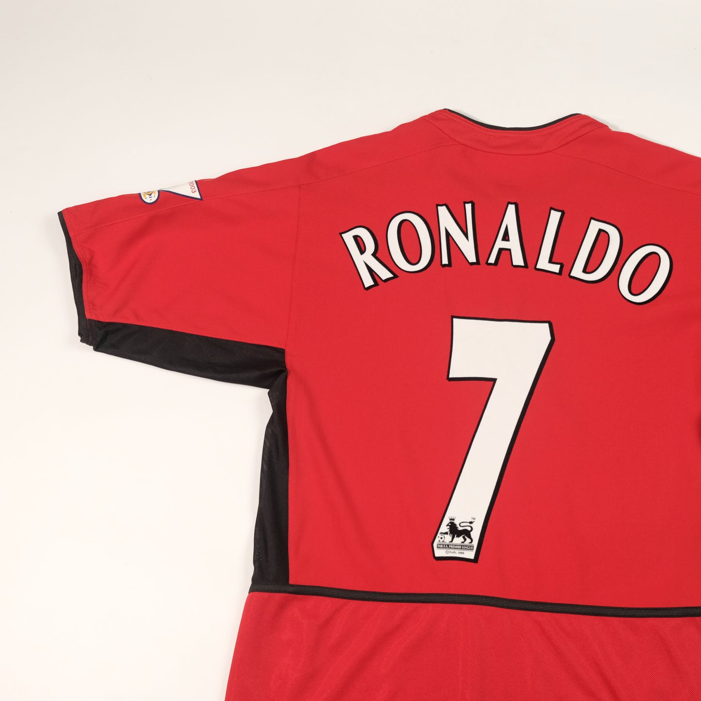 2002/04 Manchester United Home Shirt Nike Ronaldo (S/M)