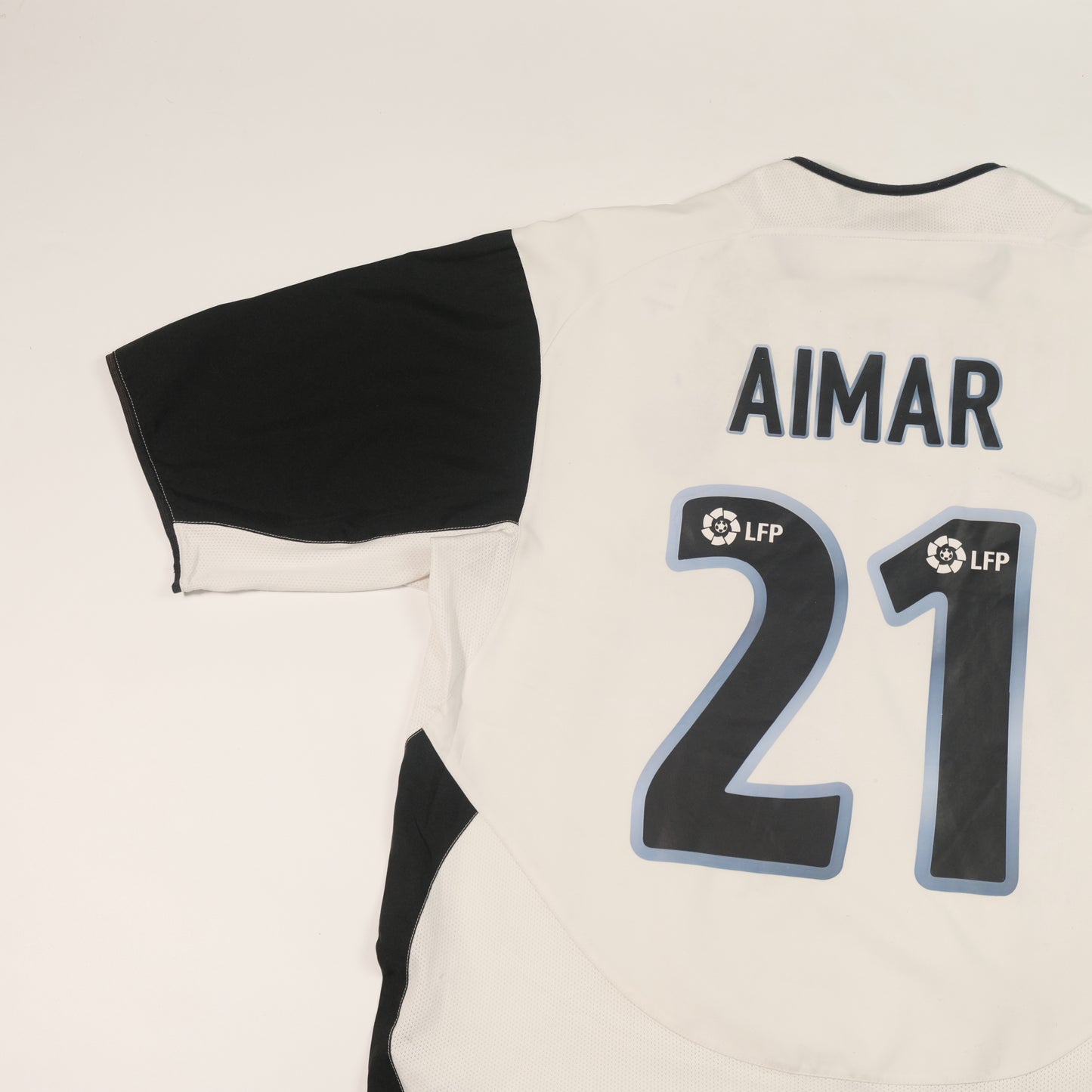 2003/04 Valencia Home Shirt Nike Aimar (L)