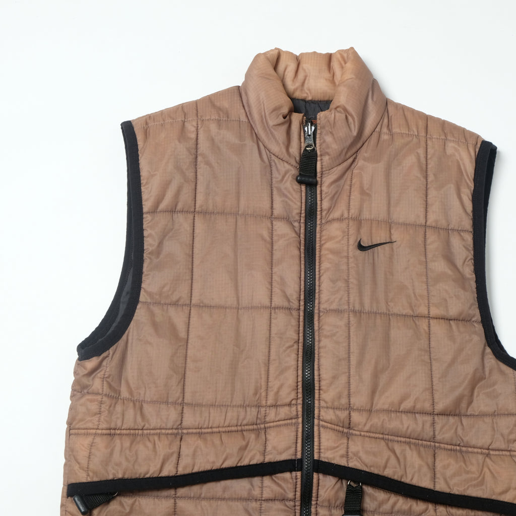 Chaleco tipo plumífero Nike ACG de los 90/00 (L)