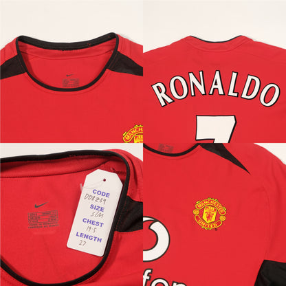 2002/04 Manchester United Home Shirt Nike Ronaldo (S/M)