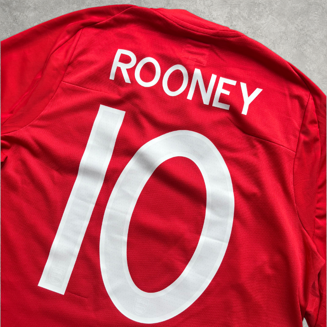 2010/11 England Away Shirt Umbro Rooney (M/L)