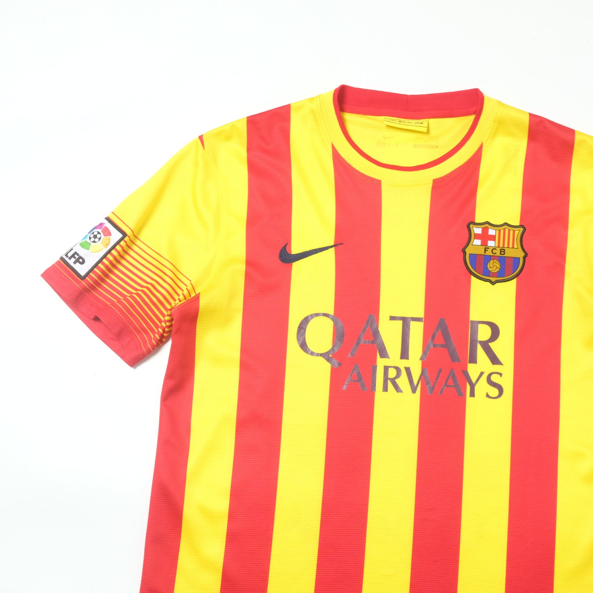 2013/14 Barcelona Away Shirt Messi Nike (M/L)