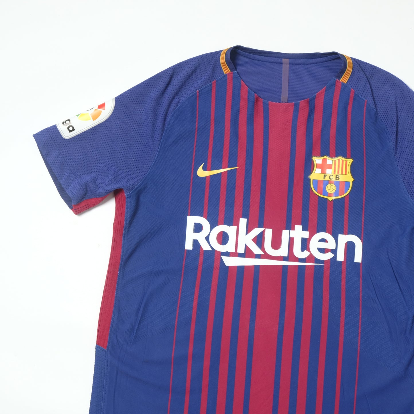 2017/18 Barcelona Home Shirt Nike Messi (M/L)