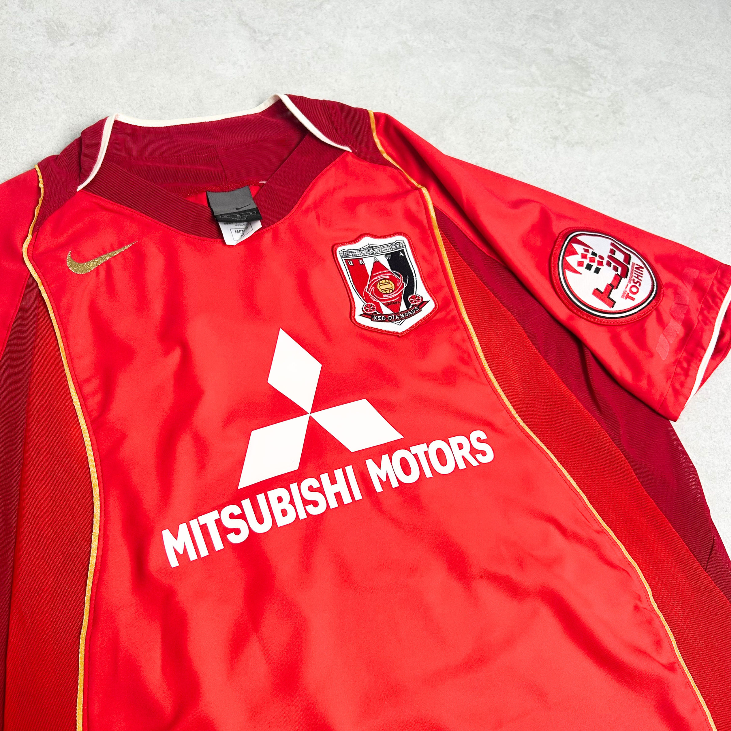 2004/05 Urawa Red Diamonds Home Shirt Nike (M)