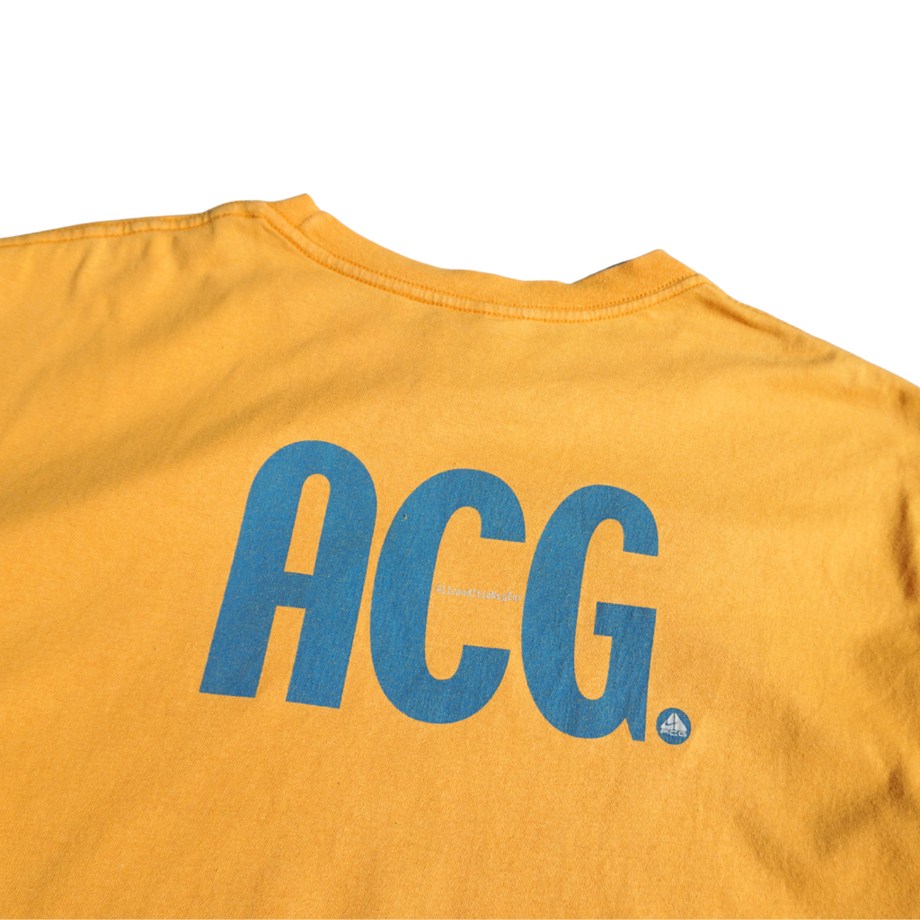 Nike ACG 1990s Vintage T-Shirt (L)