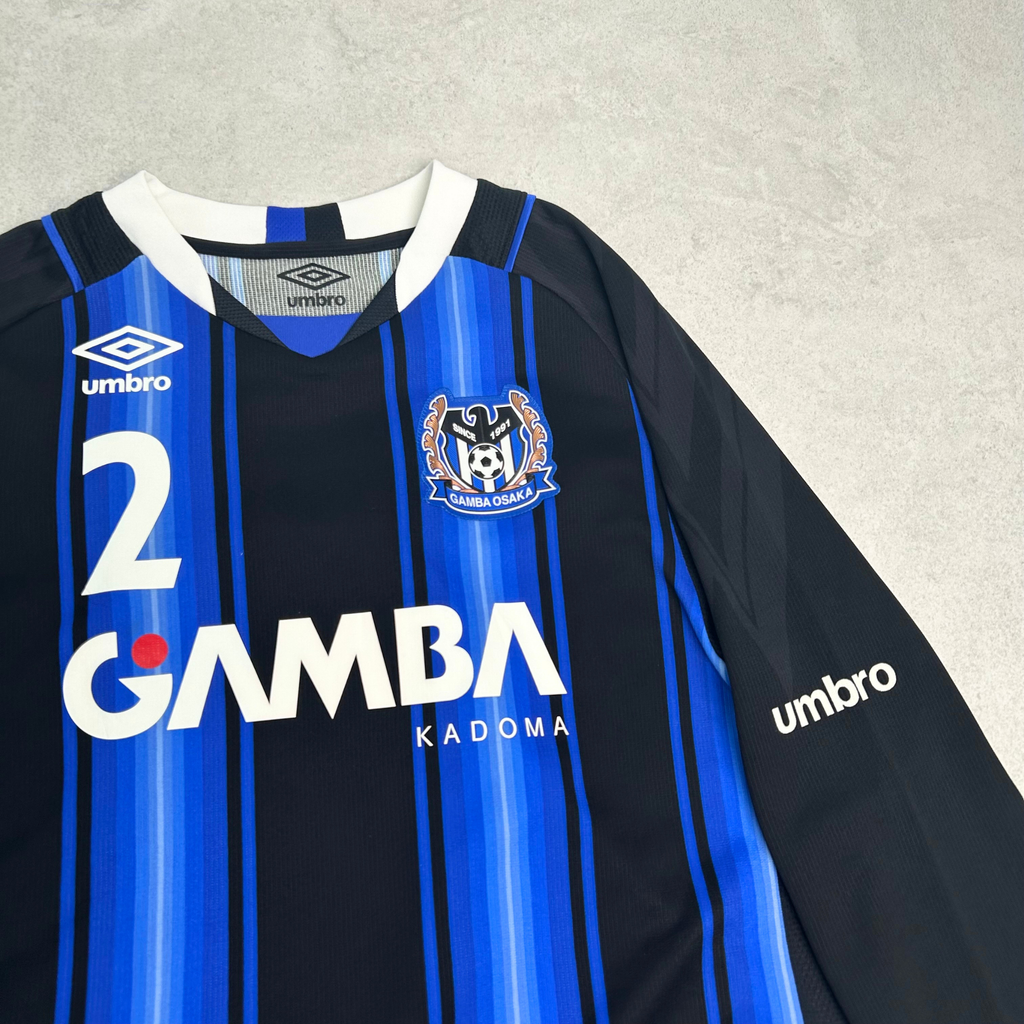 2009s Gamba Osaka Home Shirt Umbro (S)