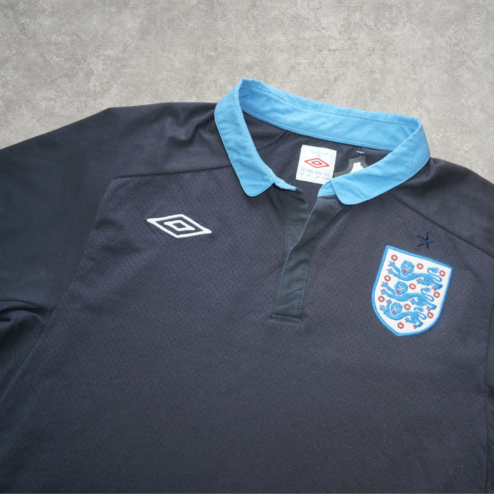 2011/12 England Away Shirt Umbro (XL)