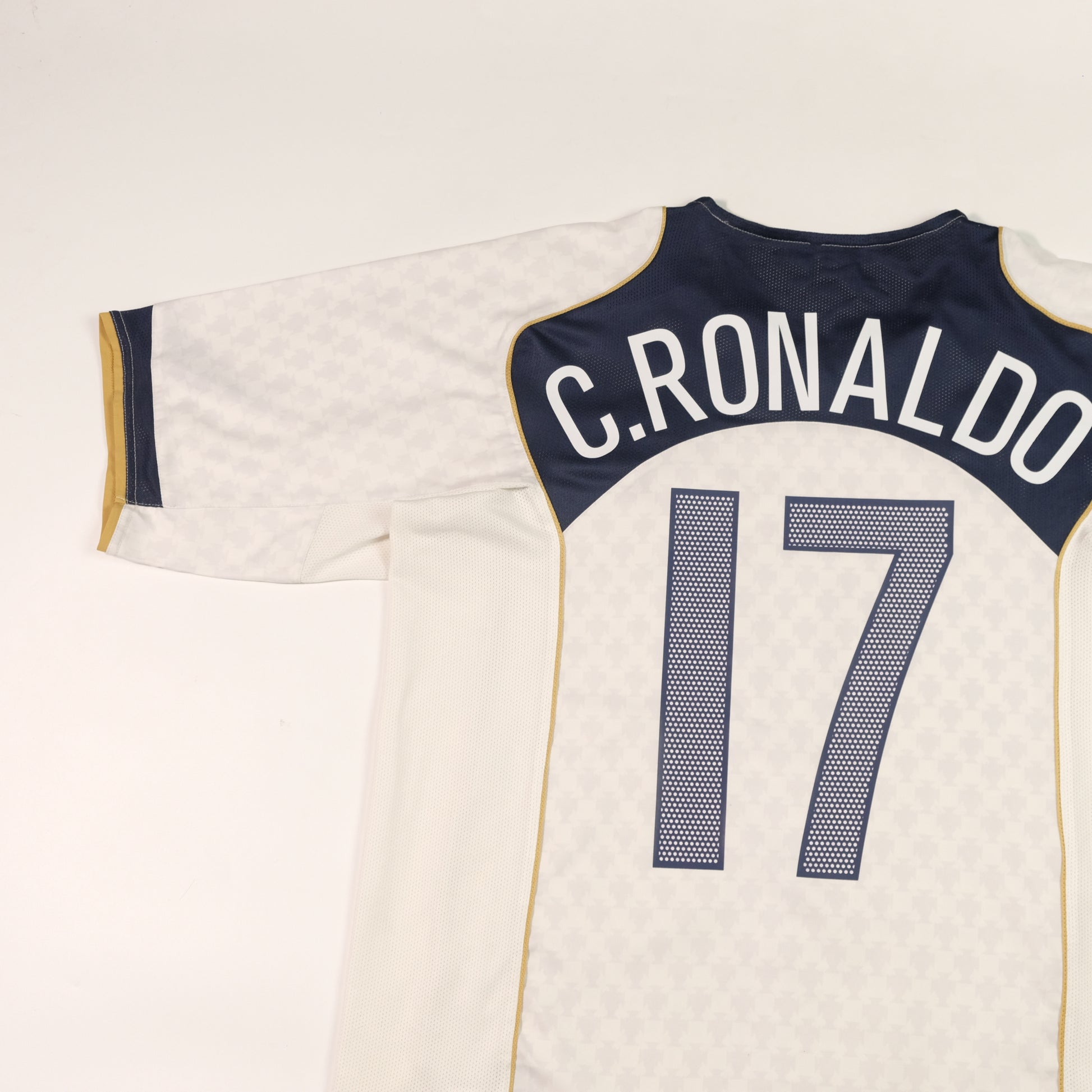 2004/06 Portugal Away Shirt Nike Ronaldo (M)