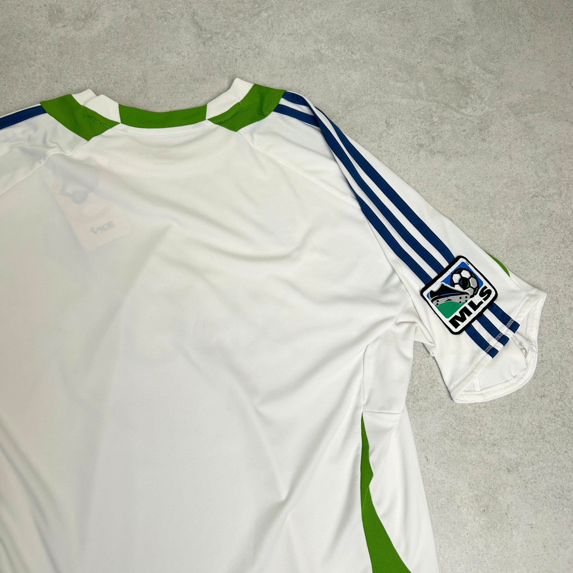 2015s Seattle Sounders FC Away Shirt Adidas (M)