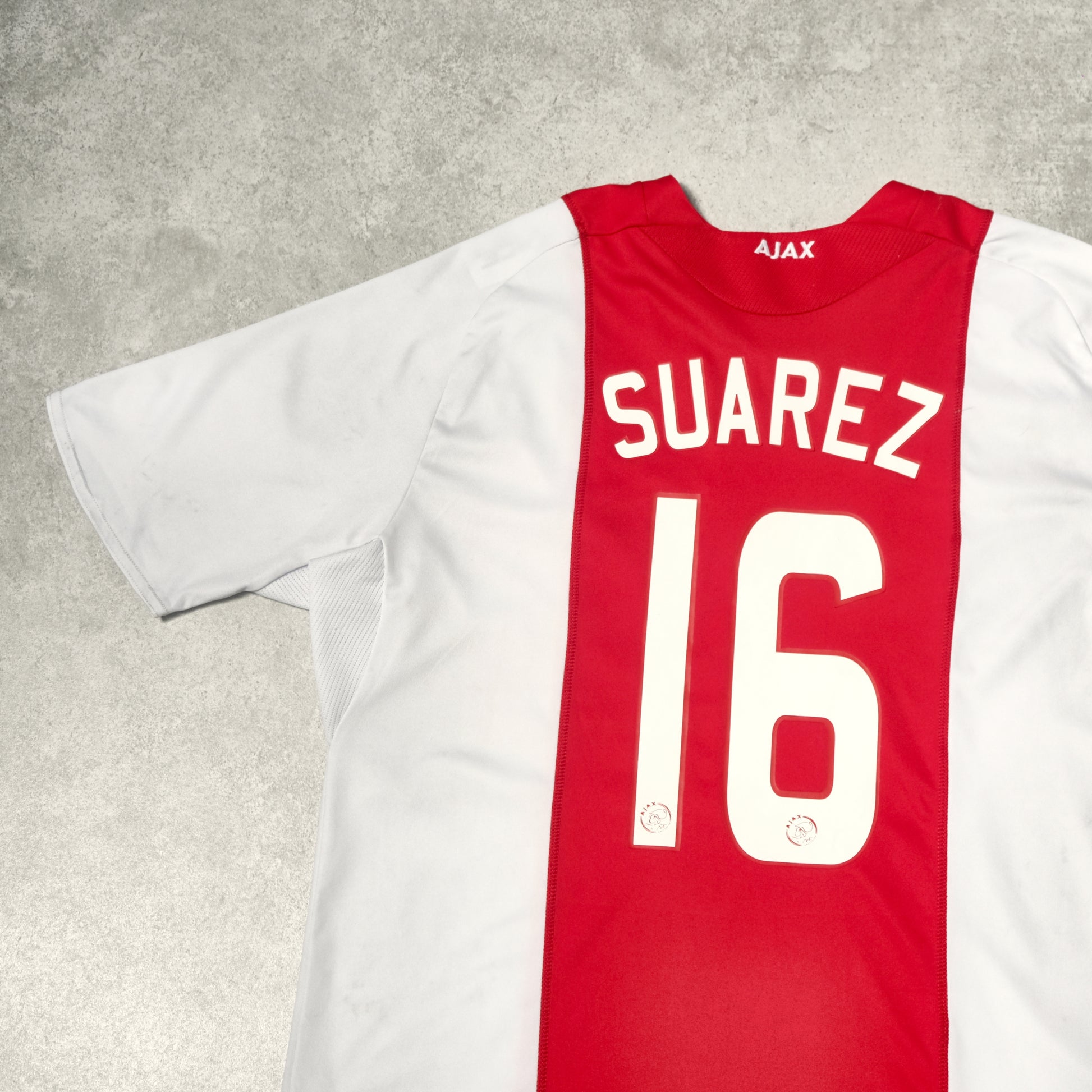 2008/09 Ajax Home Shirt Adidas Suarez (L/XL)
