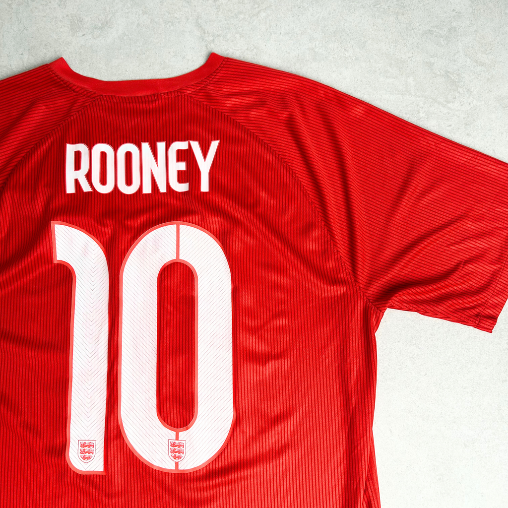 2014/15 England Away Shirt Nike Rooney (L)