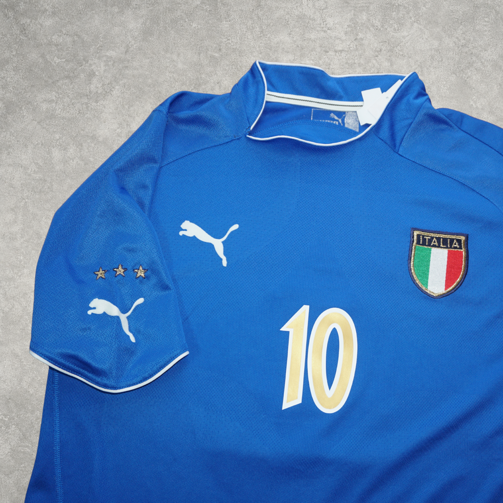 2003/04 Italy Home Shirt Puma Totti (S)