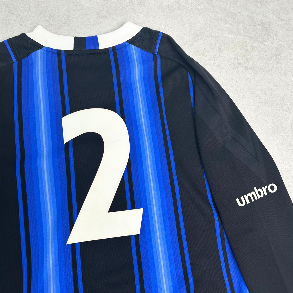 2009s Gamba Osaka Home Shirt Umbro (S)