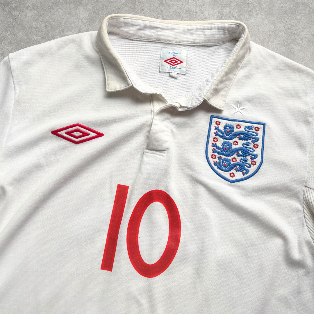 2010/11 England Home Shirt Umbro Rooney (L)