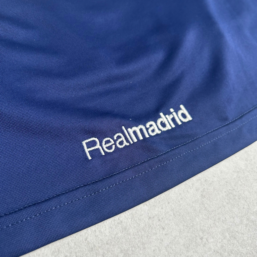 2005/06 Real Madrid Away Shirt Adidas Beckham (M/L)